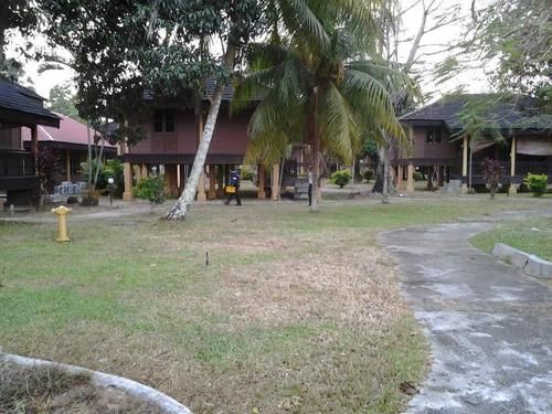 Green Village Pasir Salak Eco River Resort Kampung Gajah  المظهر الخارجي الصورة